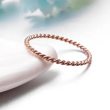 Koreanska verzija vrlo fino elegantno титановой postali rose gold спиральное prsten za dame twist prsten