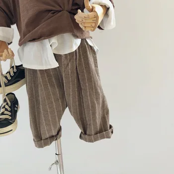 Novi korejski stil dječaci i djevojčice pamuk posteljinu vertikalna traka random široke hlače Mori djeca prugasta svakodnevne hlače Dječje odijevanje